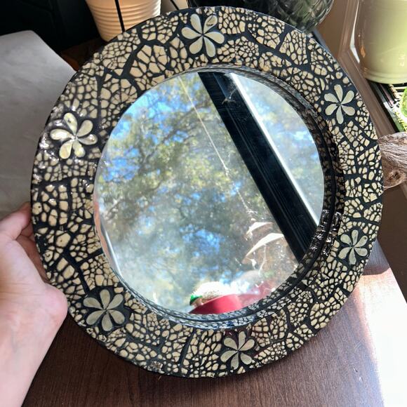 Vintage abalone mother of pearl in laid round framed mirror - Picture 1 of 9